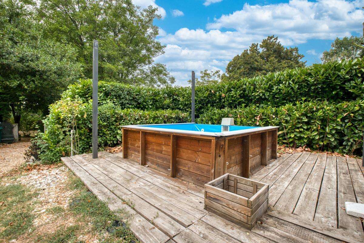 Maison à TOCANE-SAINT-APRE