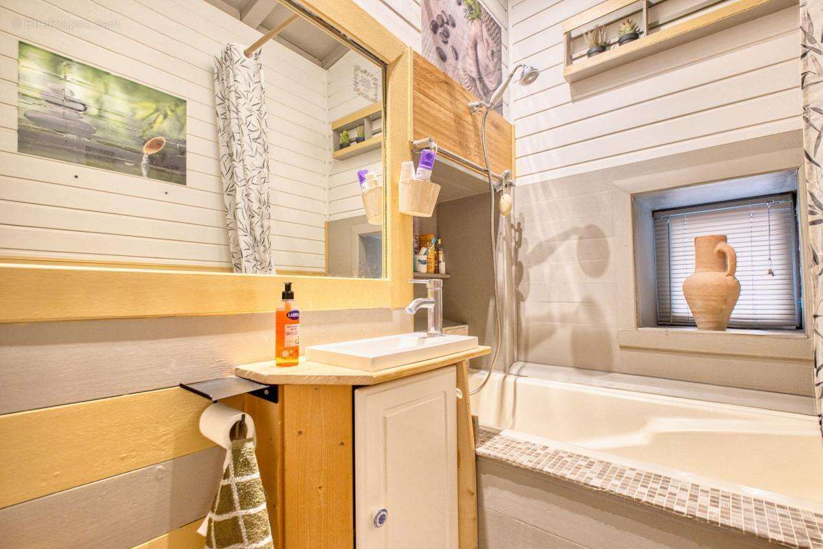 Maison à TOCANE-SAINT-APRE