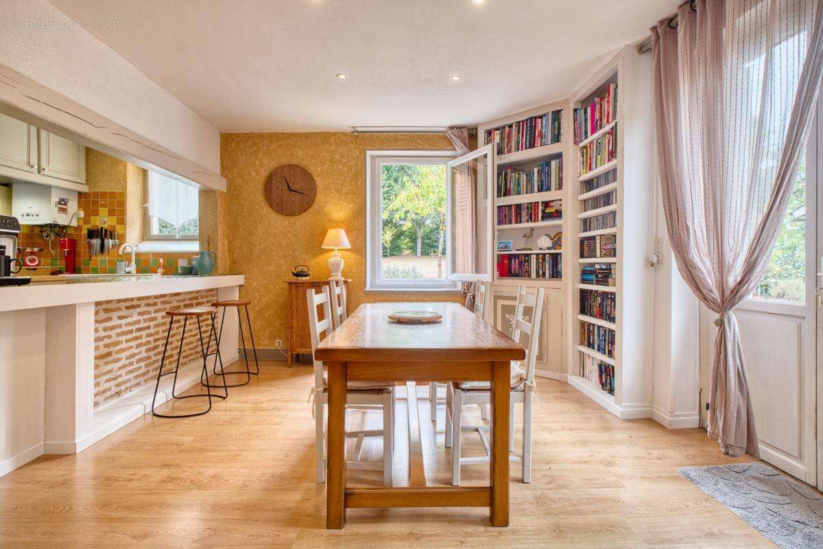 Maison à TOCANE-SAINT-APRE