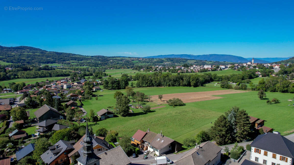 Maison à VILLE-EN-SALLAZ