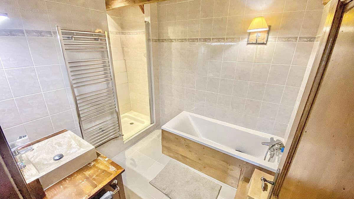 Maison à VILLE-EN-SALLAZ