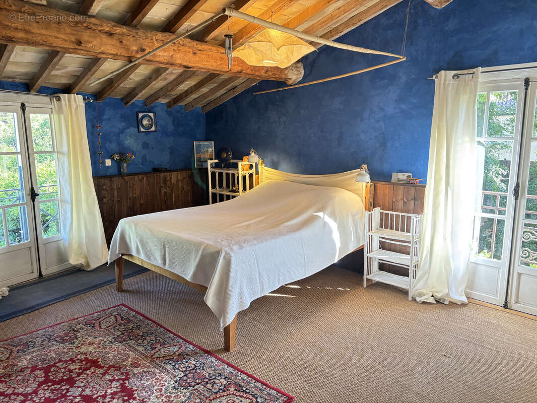 Maison à COURNONTERRAL