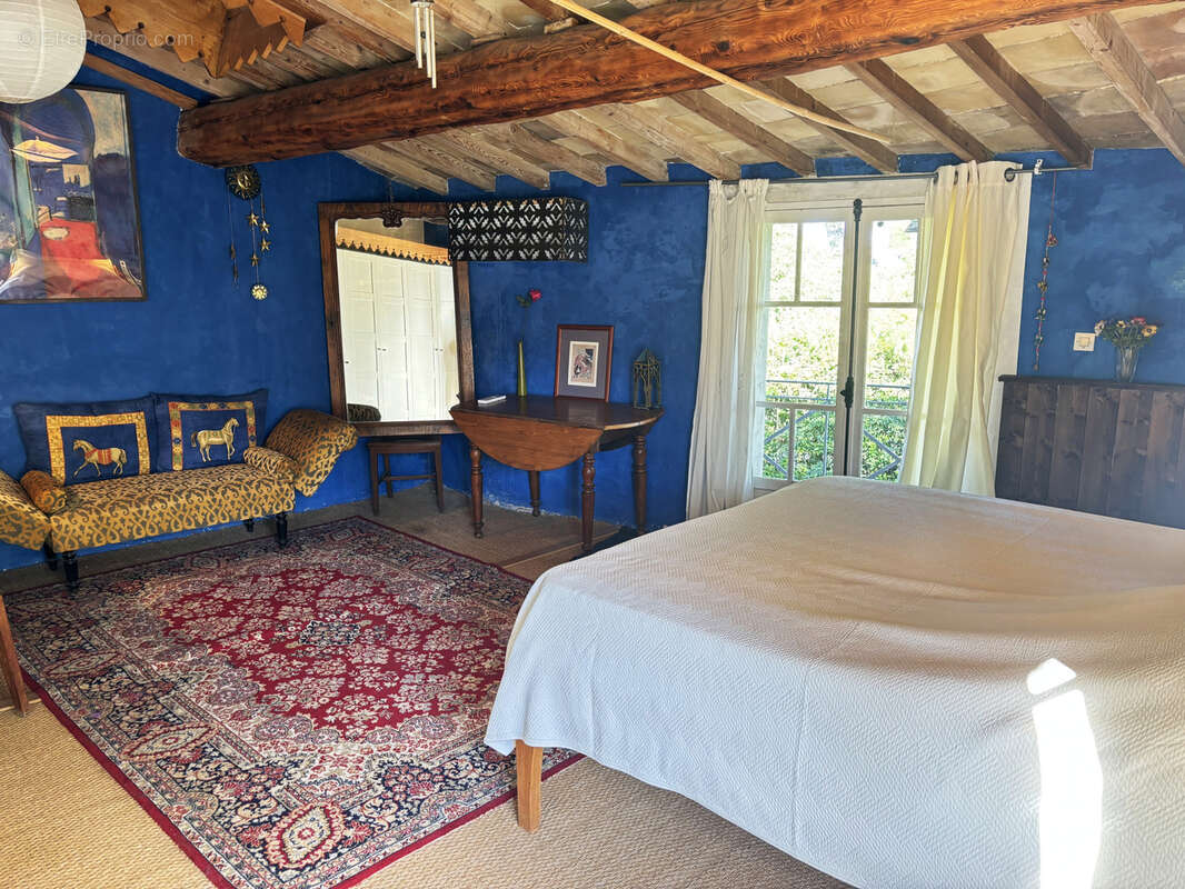 Maison à COURNONTERRAL