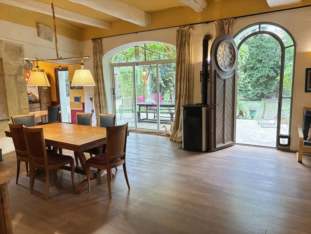 Maison à COURNONTERRAL