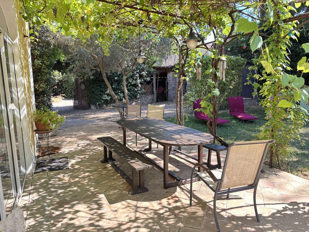 Maison à COURNONTERRAL