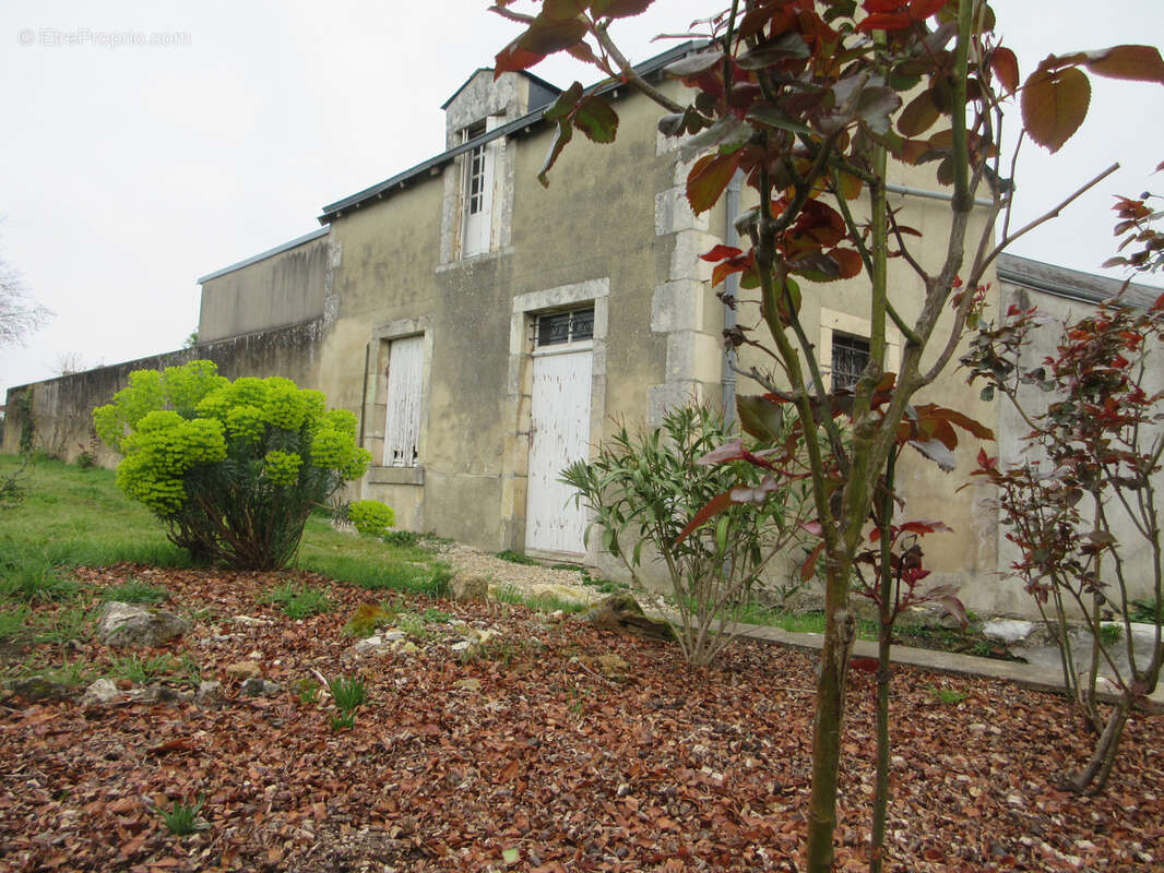 Maison à SAINT-MARCEL