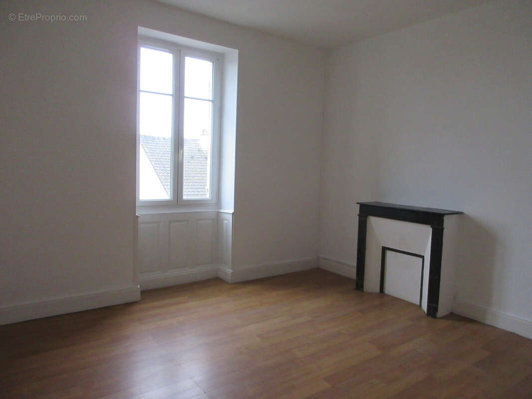 Maison à SAINT-MARCEL