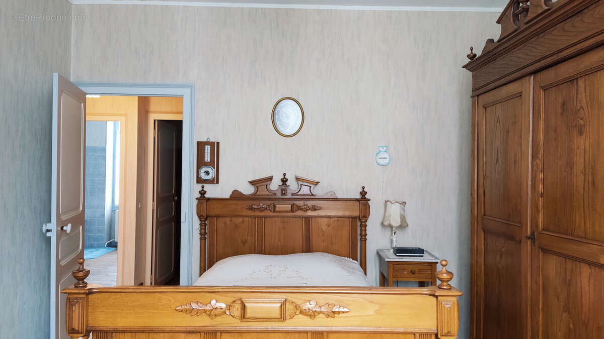 Maison à SAINT-GAULTIER