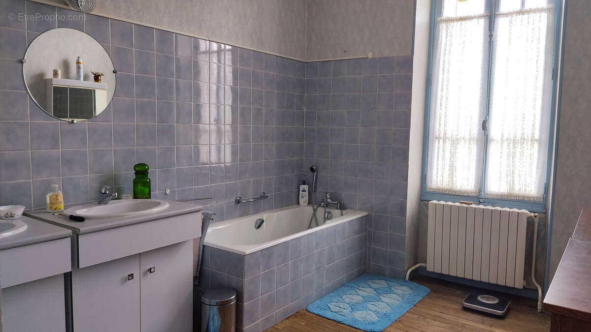 Maison à SAINT-GAULTIER