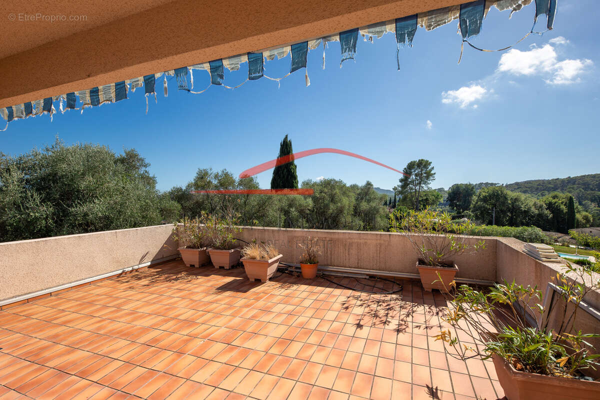 Maison à LA COLLE-SUR-LOUP