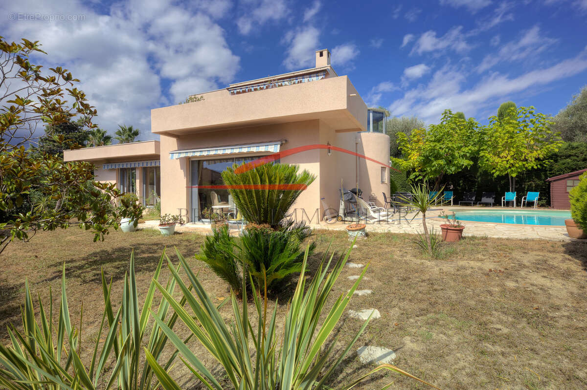 Maison à LA COLLE-SUR-LOUP