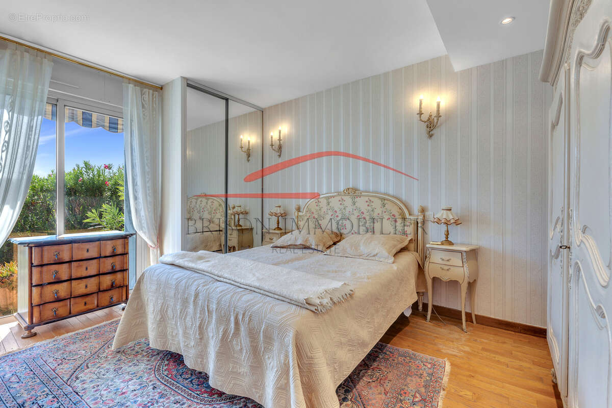 Maison à LA COLLE-SUR-LOUP