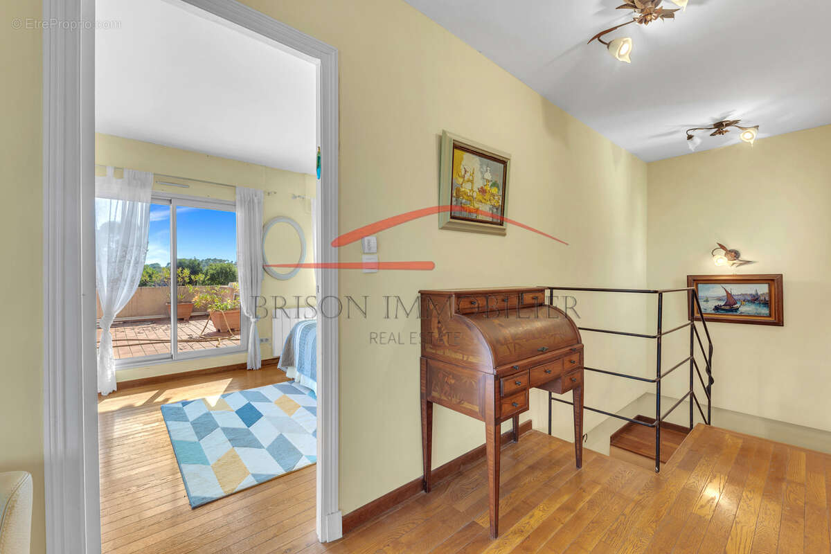 Maison à LA COLLE-SUR-LOUP