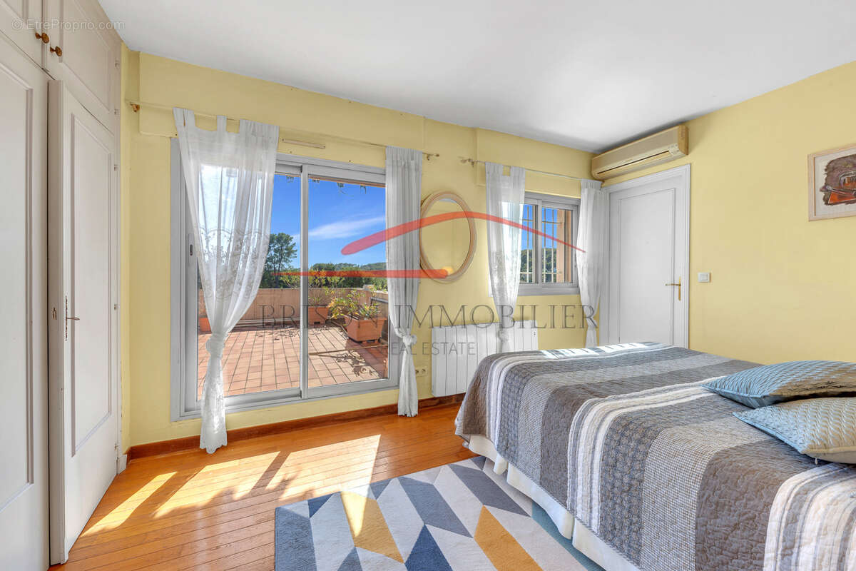 Maison à LA COLLE-SUR-LOUP