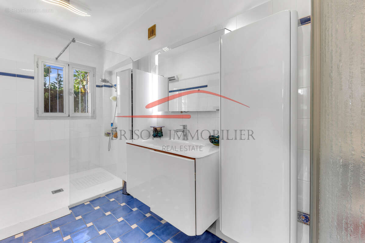 Maison à LA COLLE-SUR-LOUP