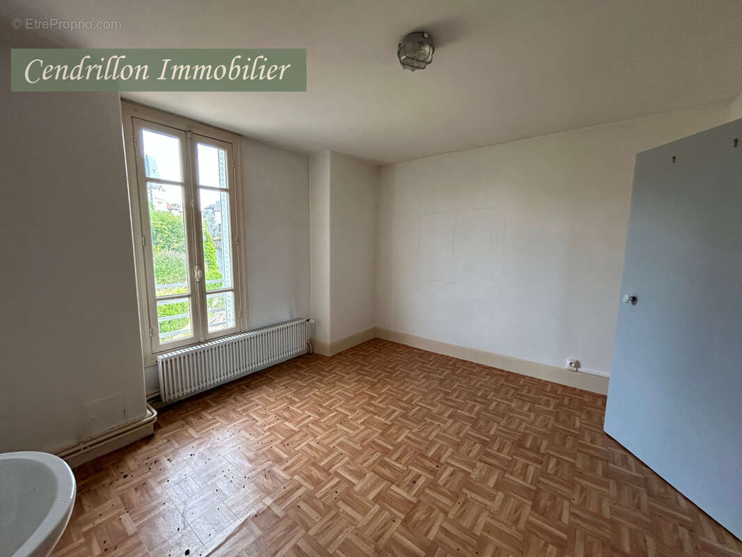 Maison à BOURGANEUF