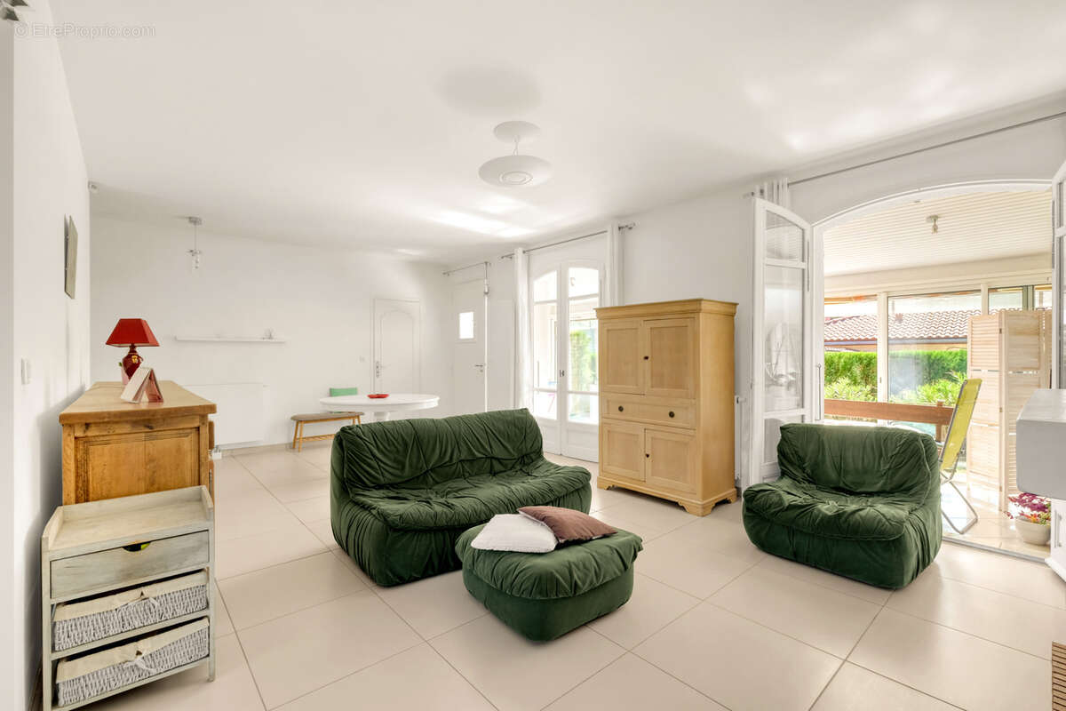 Maison à SAINT-JEAN