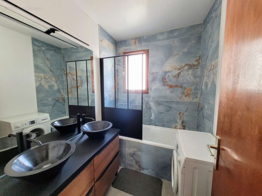 Maison à SAINT-MARTIN-D&#039;HERES