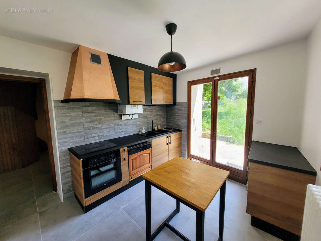 Maison à SAINT-MARTIN-D&#039;HERES