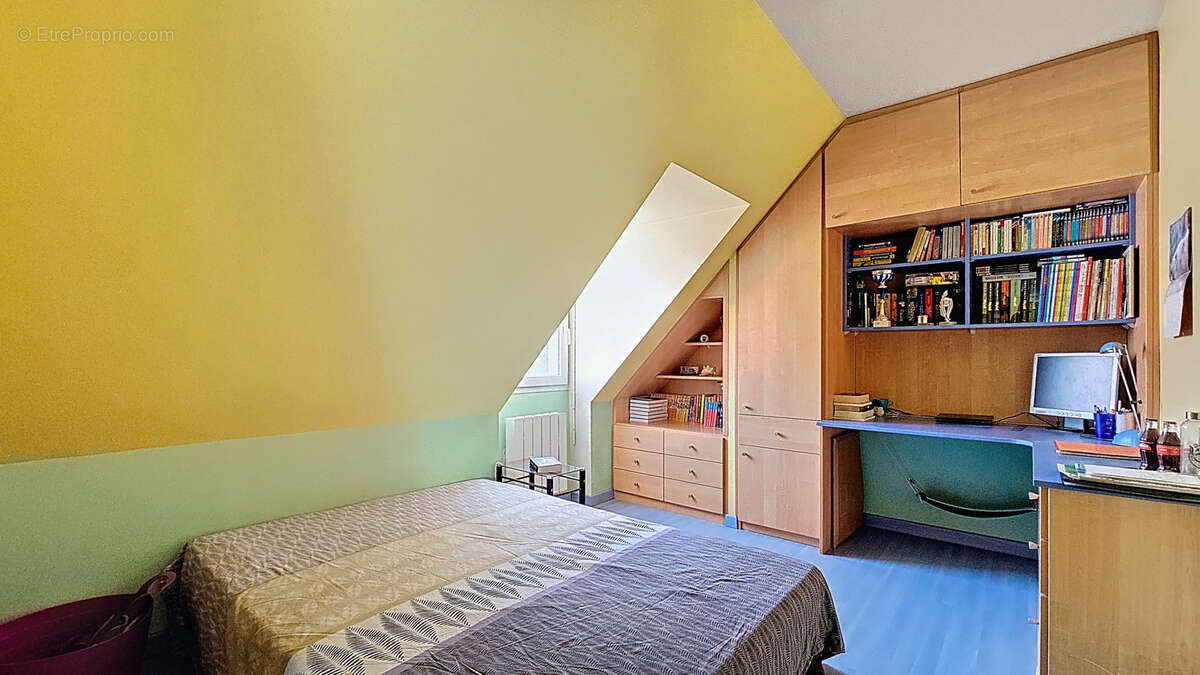 Maison à CHAMPS-SUR-MARNE