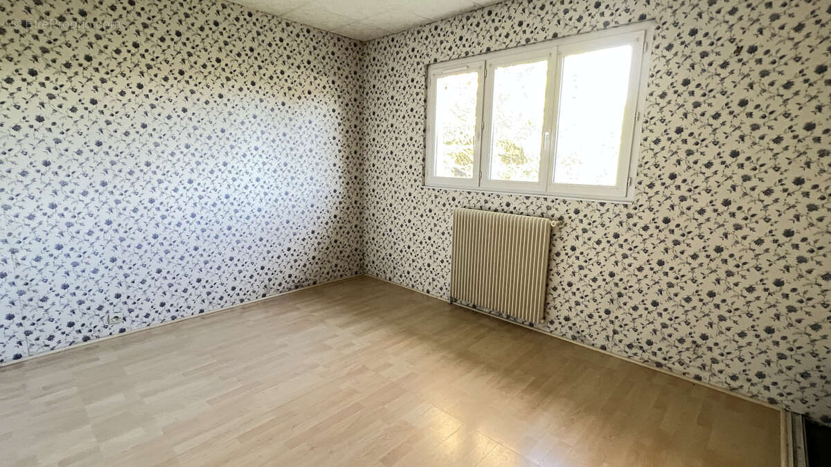 Maison à LA FERTE-ALAIS