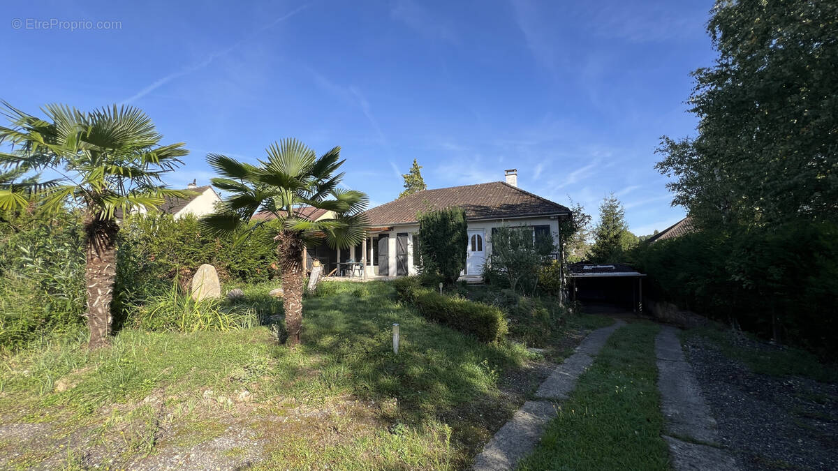 Maison à LA FERTE-ALAIS