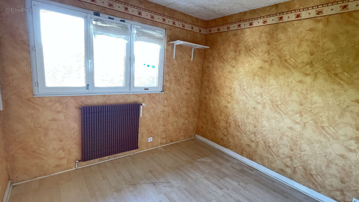 Maison à LA FERTE-ALAIS