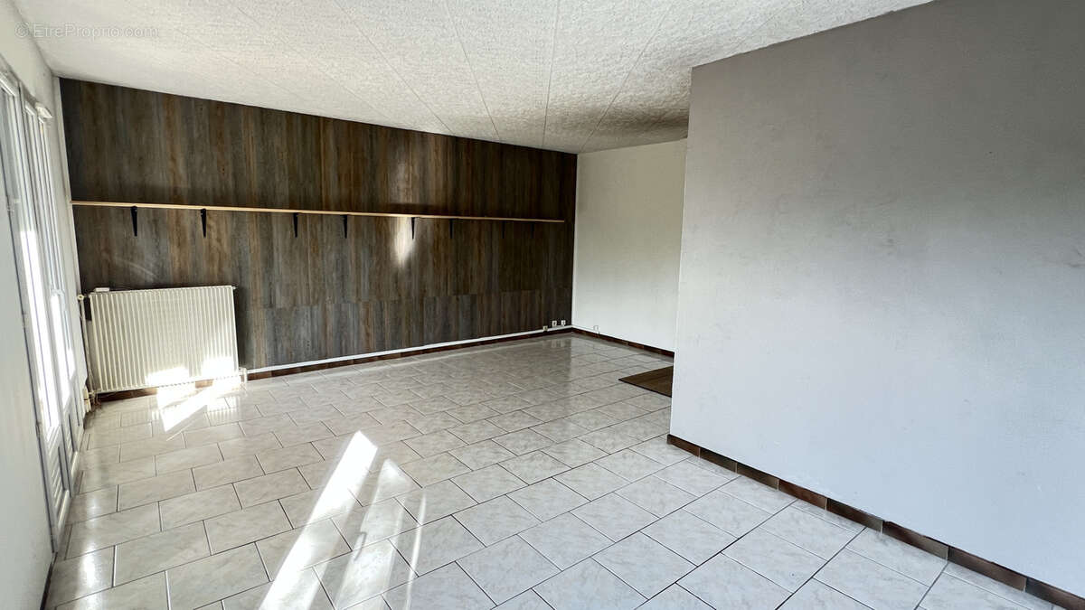 Maison à LA FERTE-ALAIS