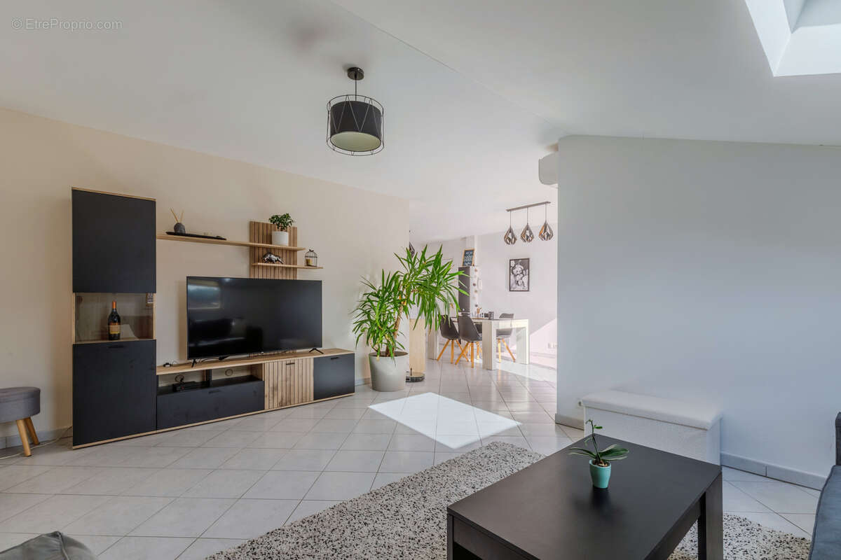 Appartement à SAINT-PRIEST