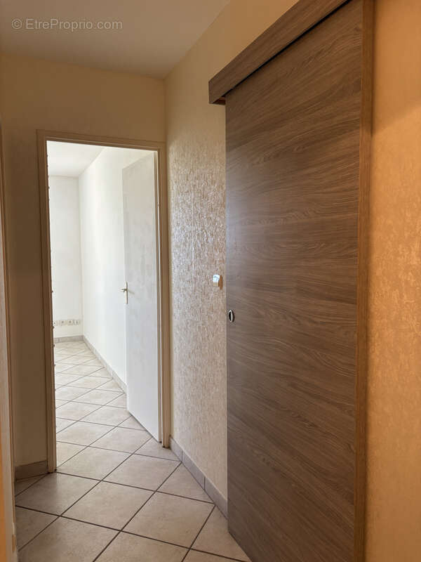 Appartement à GUILHERAND-GRANGES