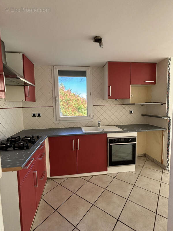 Appartement à GUILHERAND-GRANGES