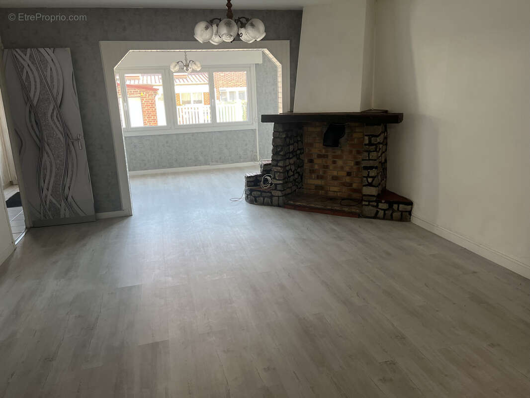 Maison à VENDIN-LE-VIEIL