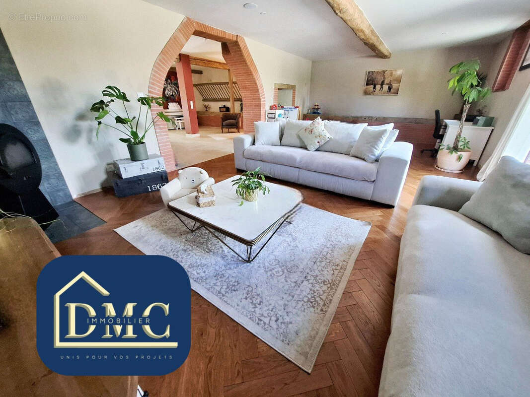 Maison à CINTEGABELLE