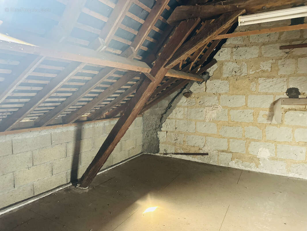 Maison à SOULAIRE-ET-BOURG