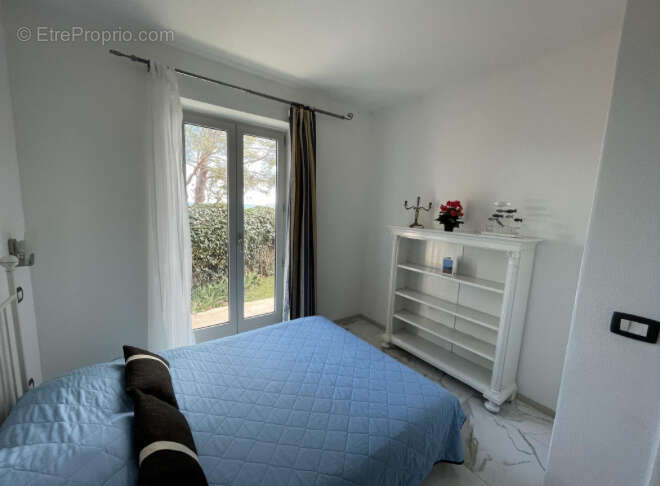 Appartement à GRIMAUD