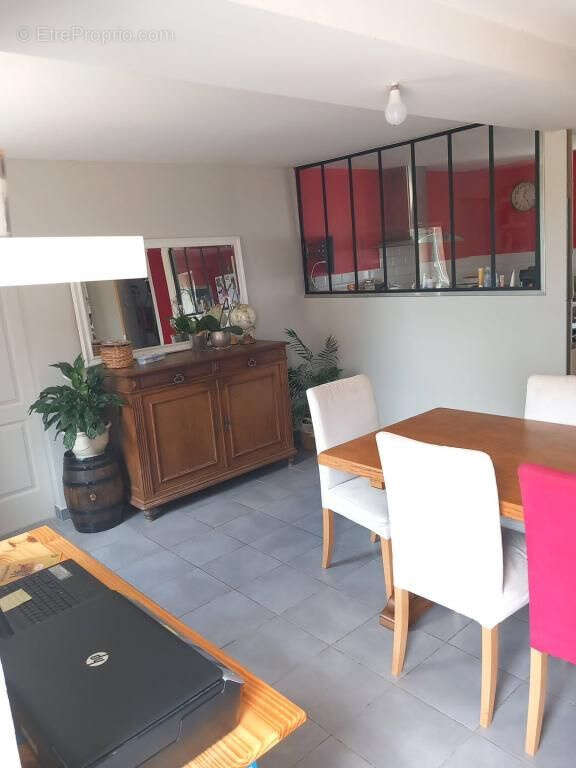 Maison à VARENNES-SUR-TECHE