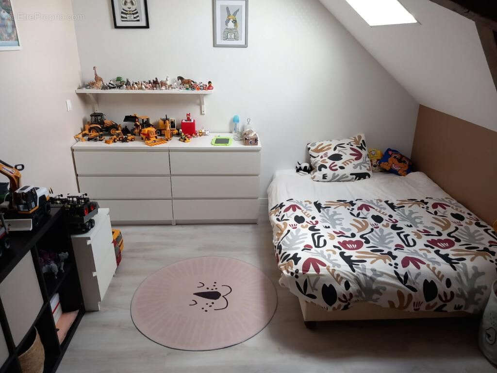 Maison à VARENNES-SUR-TECHE