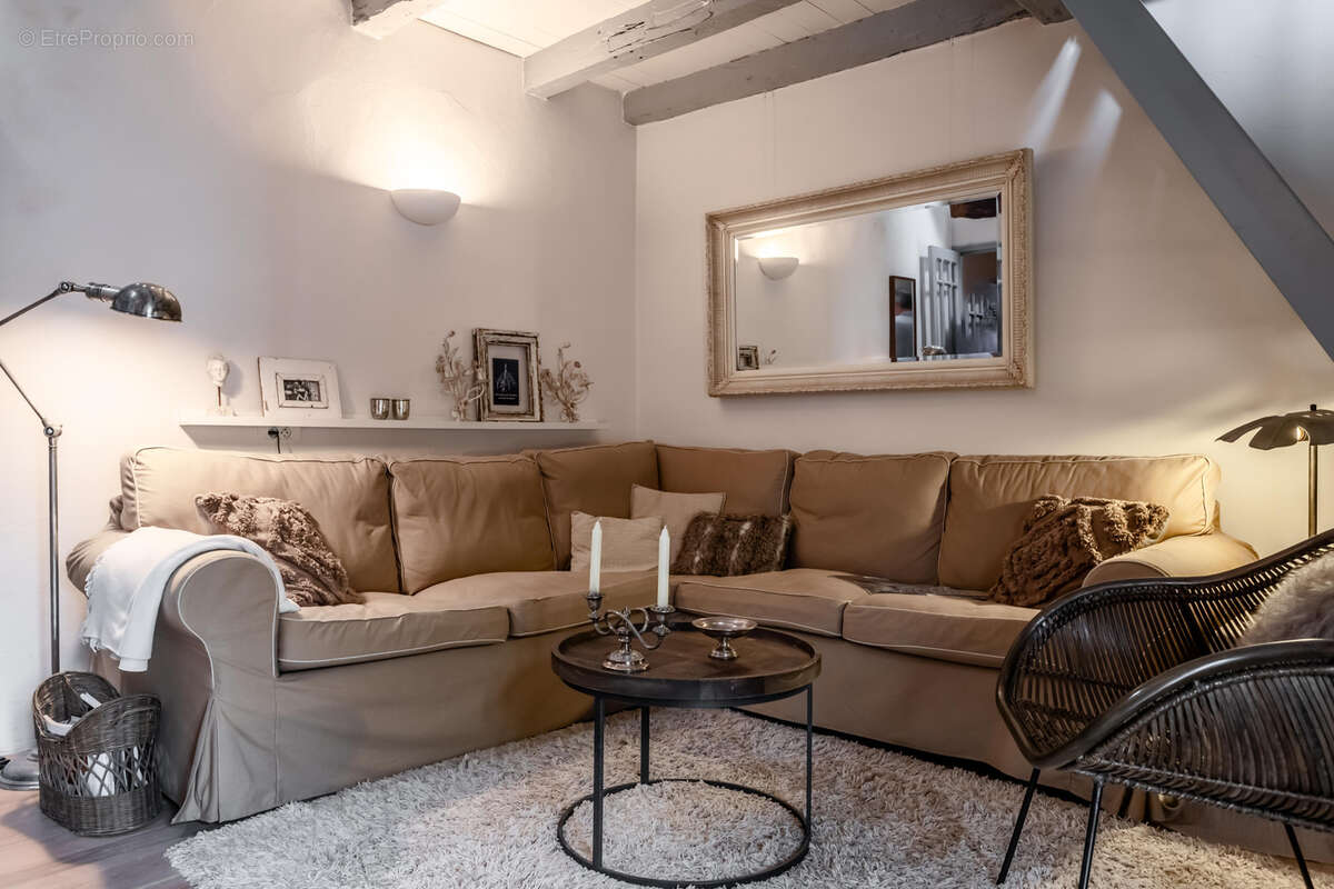 Maison à BOURG-DE-VISA