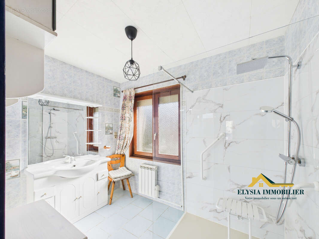 Maison à PAGNY-SUR-MOSELLE