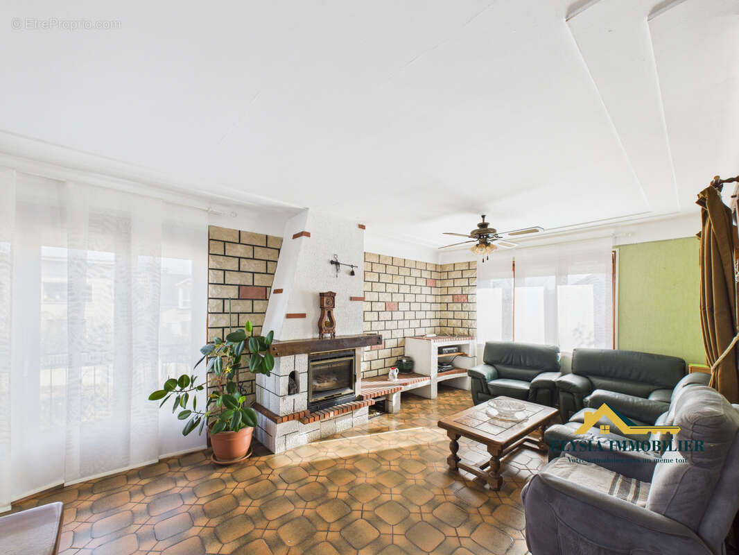 Maison à PAGNY-SUR-MOSELLE