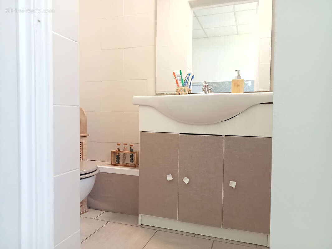 Appartement à LA VOULTE-SUR-RHONE