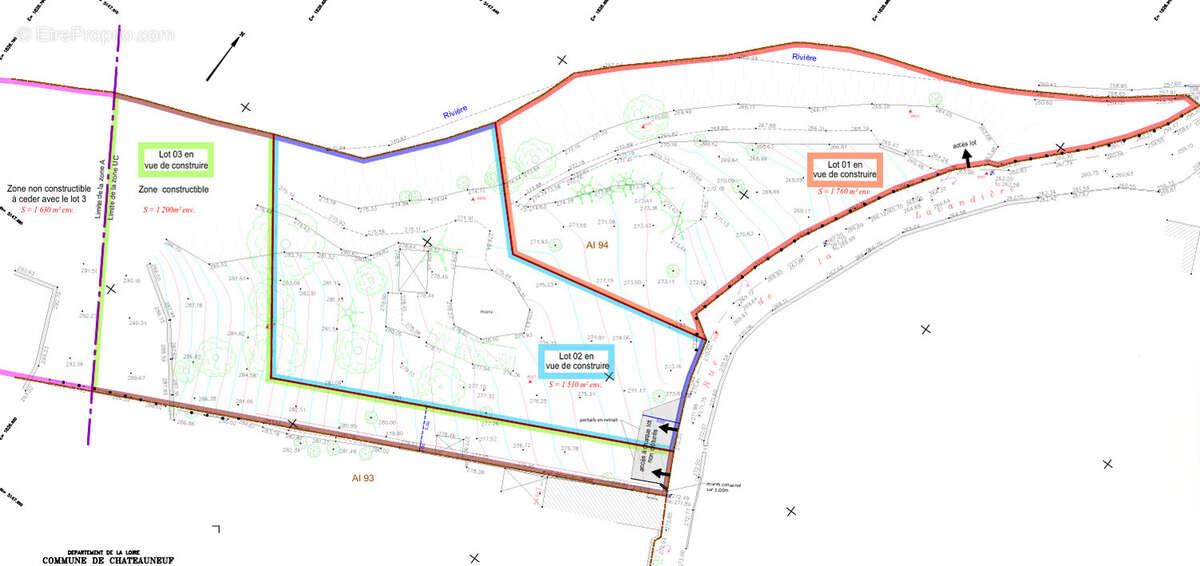 Terrain à CHATEAUNEUF