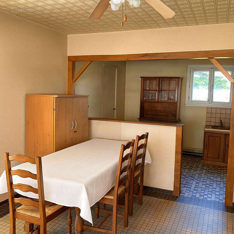 Maison à SAINT-LEU-D&#039;ESSERENT