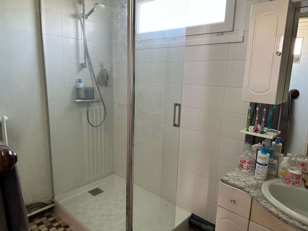 Maison à SAINT-LEU-D&#039;ESSERENT