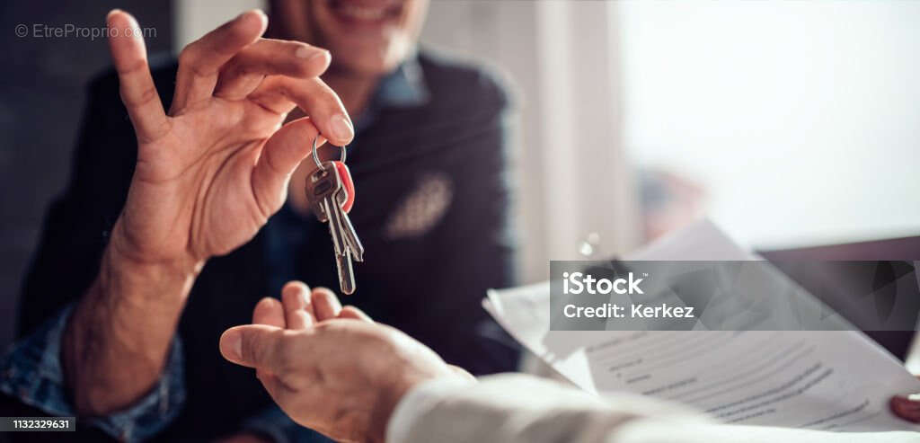 Commerce à BELLEGARDE-SUR-VALSERINE