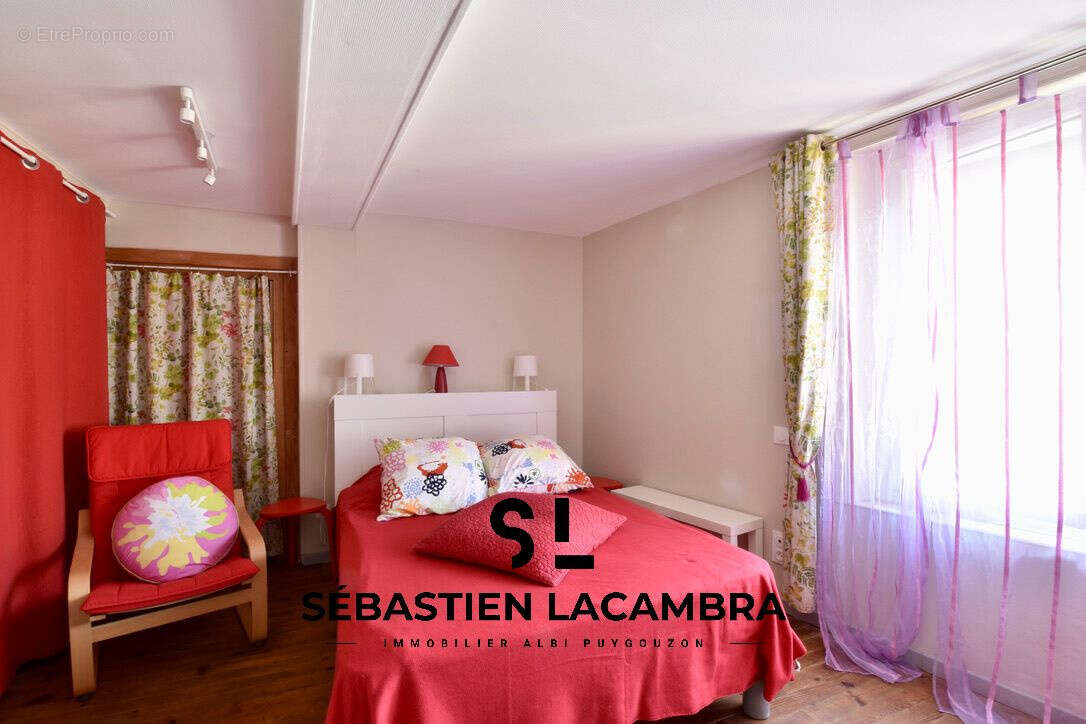 Maison à LE FRAYSSE