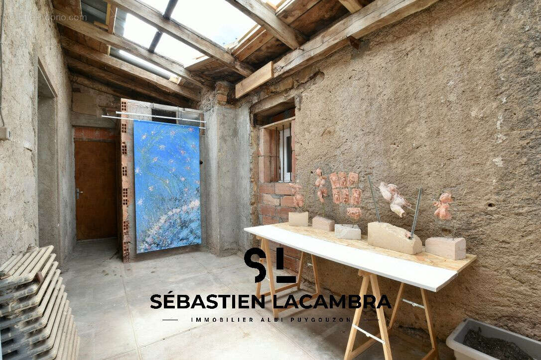 Maison à LE FRAYSSE