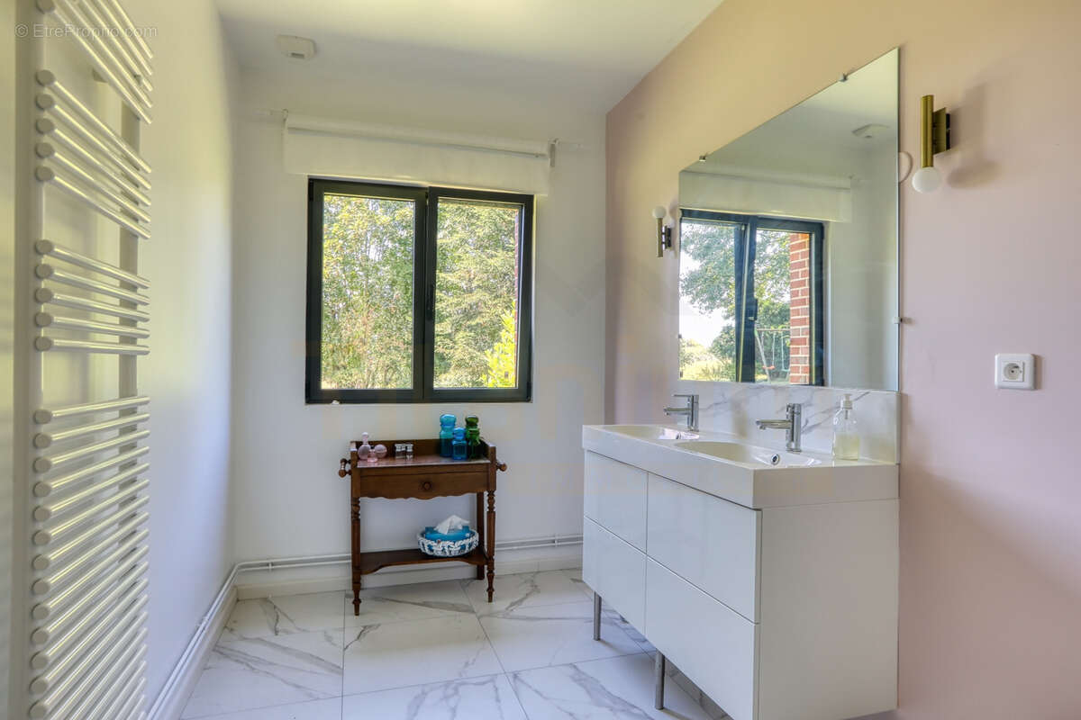 Maison à FORGES-LES-EAUX