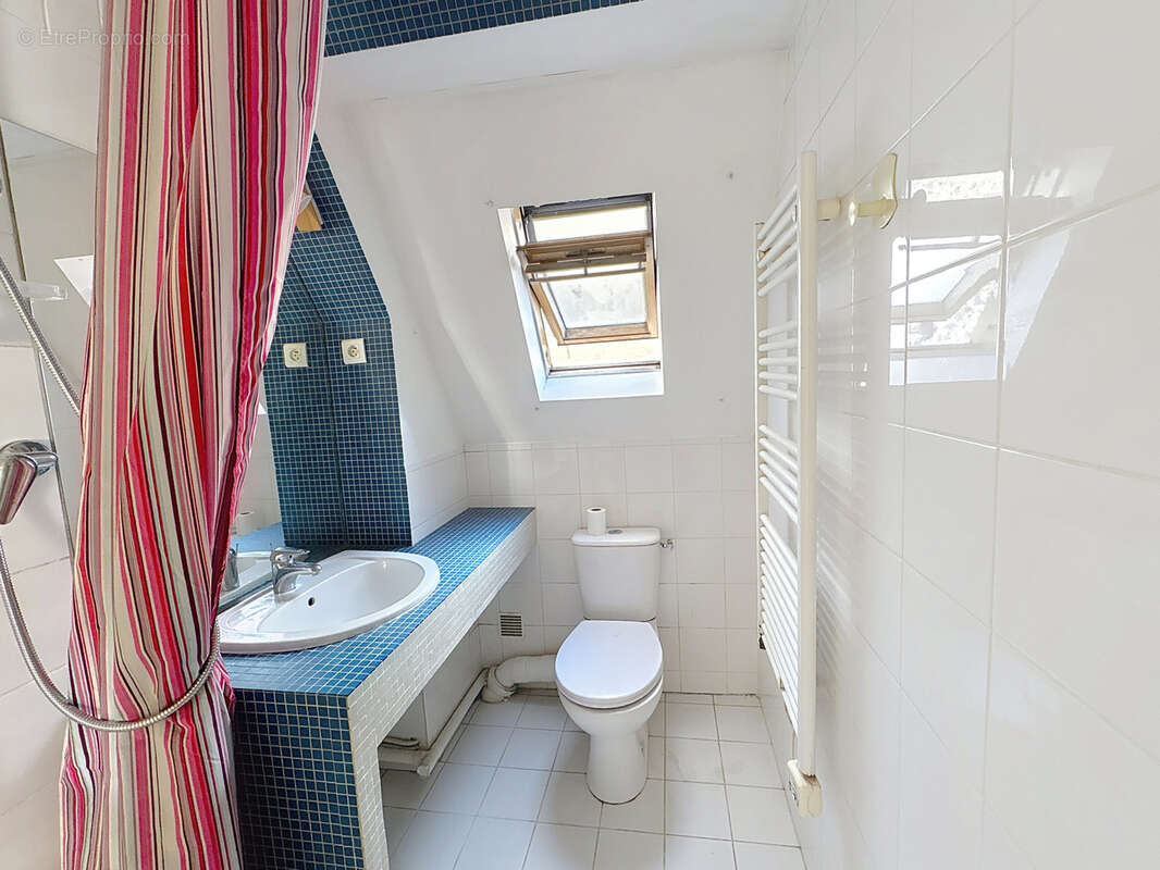 Appartement à PARIS-14E