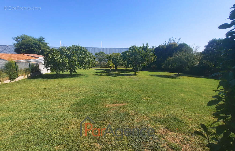 Maison à VAUX-SUR-MER